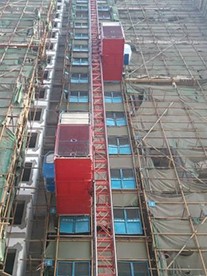 施工电梯